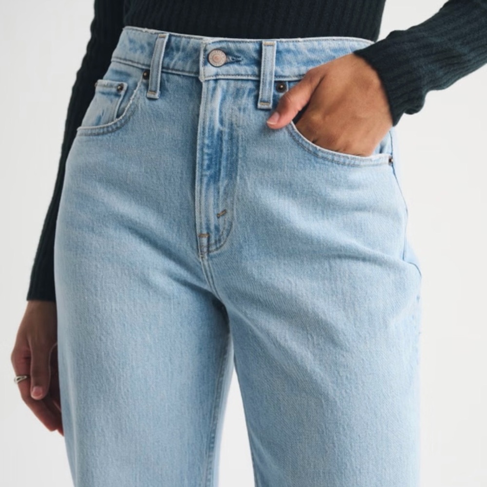 Abercrombie & Fitch Curve Love - Ultra High Rise / Brand New - Picture 4 of 5
